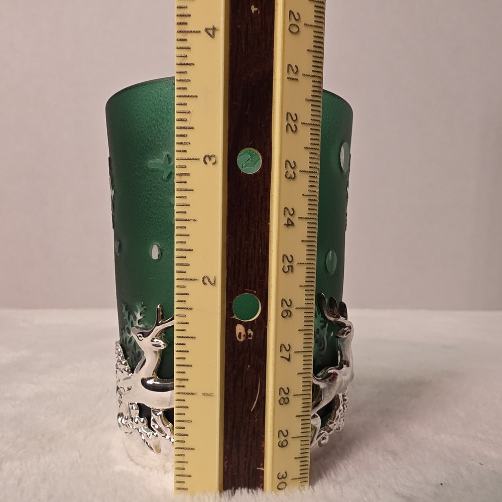 International Silversmiths Holiday Votive‎ Holder - Picture 6 of 16